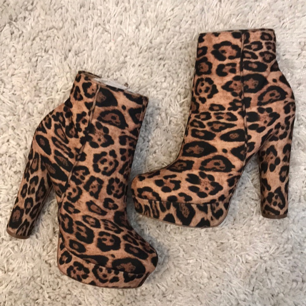 Size 7.5 leopard print booties